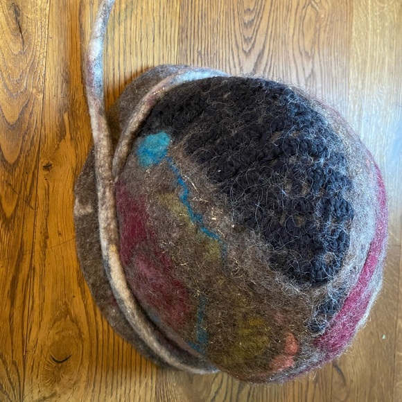 Perfect Condition Finnish winter bucket hat. 100% wool.